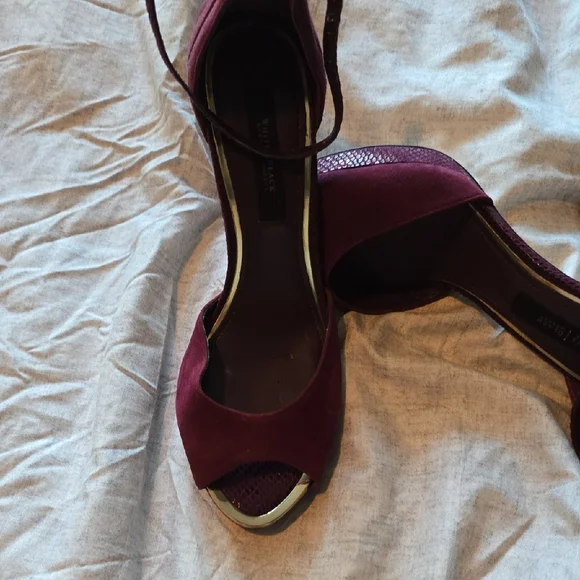 White House Black Market Burgundy Peep-Toe Heels - Picture 3 of 9
